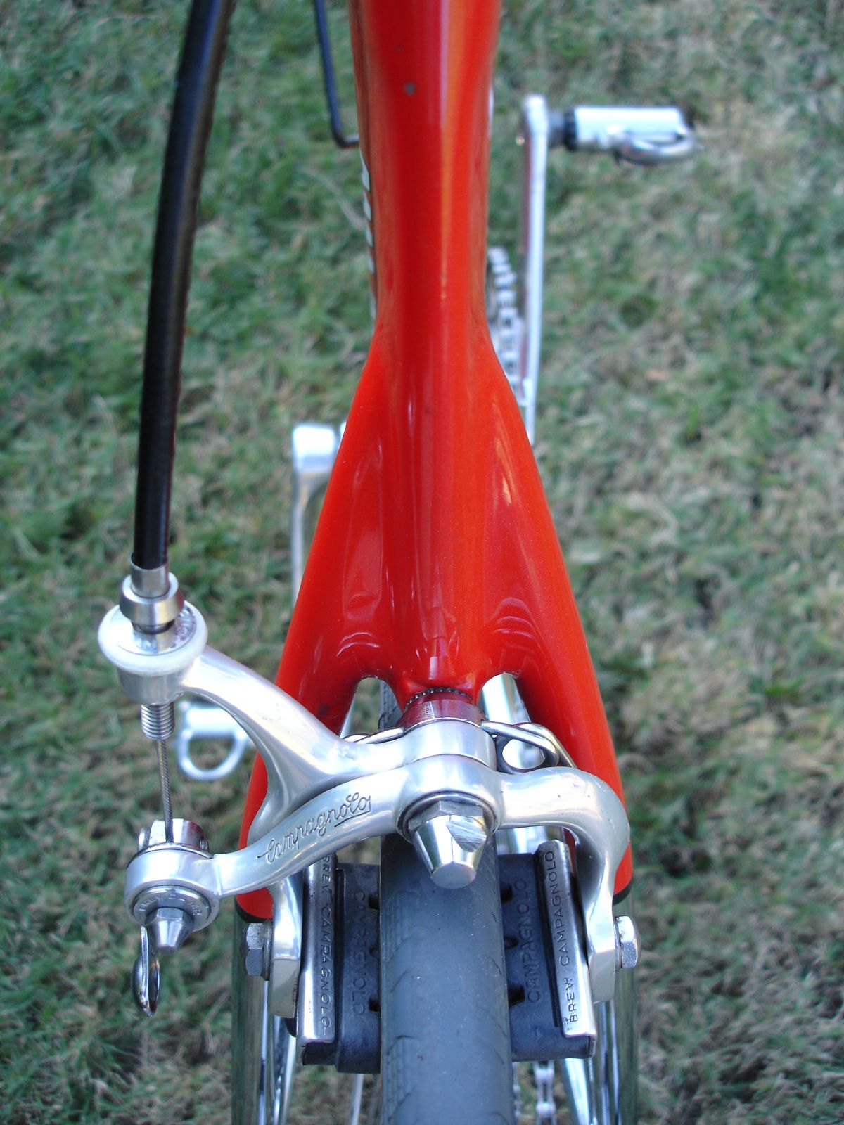 ¿Cuál es el nombre del freno de la bicicleta?