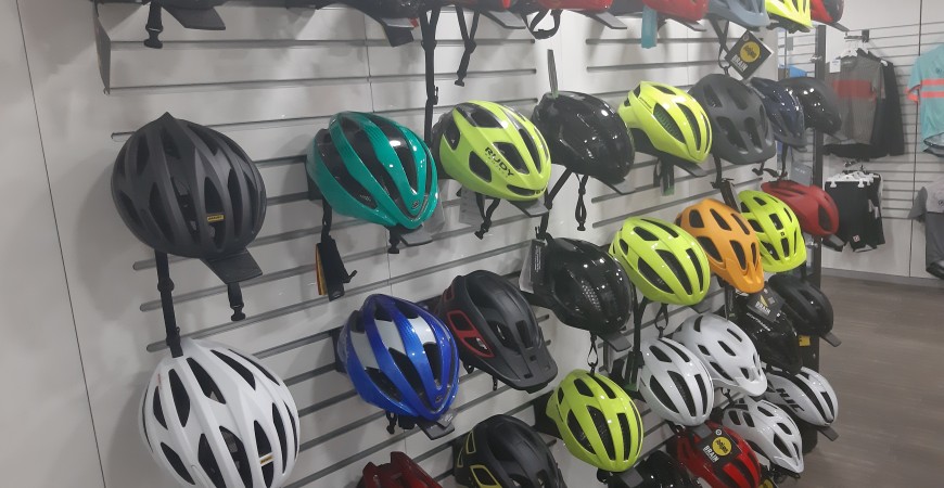 Cuándo debes cambiar tu casco de bicicleta y por qué