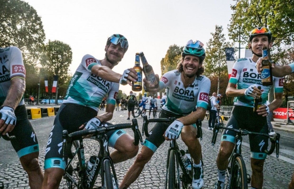 Cuánto cobra un ciclista al mes