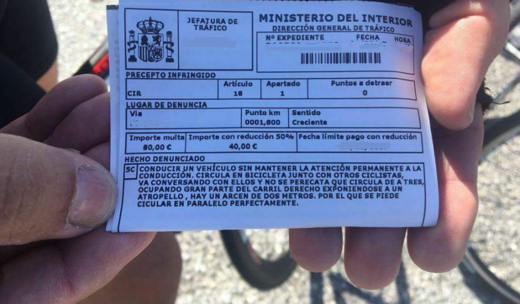 ¿Cuánto es la multa por no llevar casco en bicicleta?