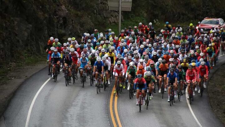 cuanto gana un ciclista uci descubre los ingresos de los profesionales