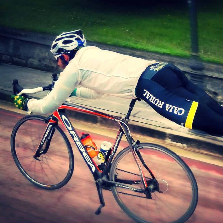 descubre cuantas personas pueden disfrutar del ciclismo