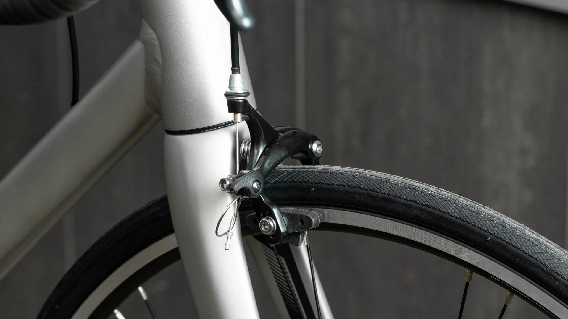 Descubre los dos tipos de frenos más utilizados en bicicletas