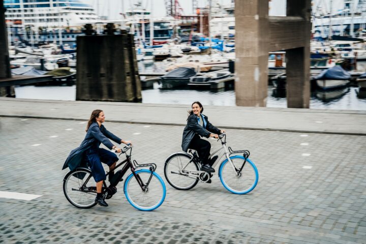 descubre los efectos de pedalear en bicicleta durante 2 horas diarias en tu salud