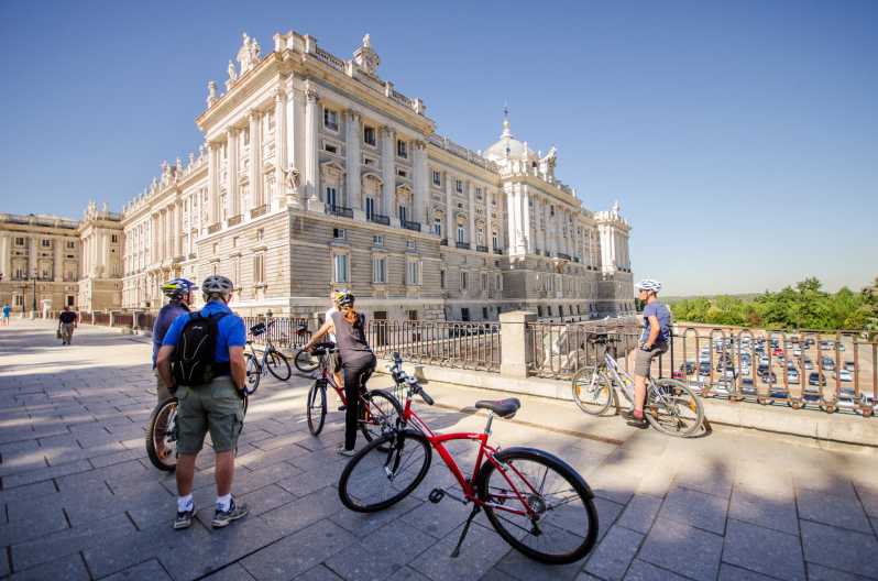 Madrid en bicicleta: descubre la ciudad sobre ruedas