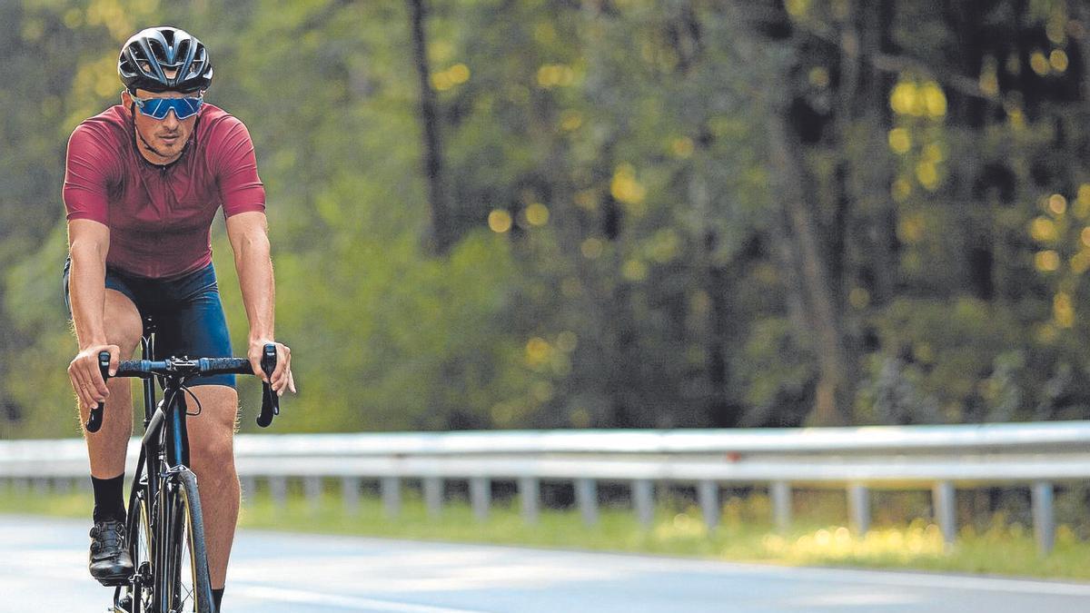 Descubre la pasión por el ciclismo de ruta: Qué es y beneficios