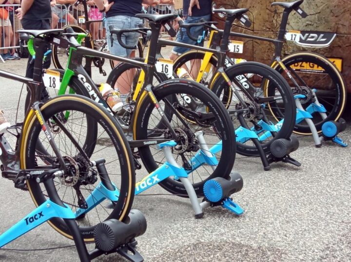 que neumaticos utilizan en el tour de francia y como elegir los adecuados para ti