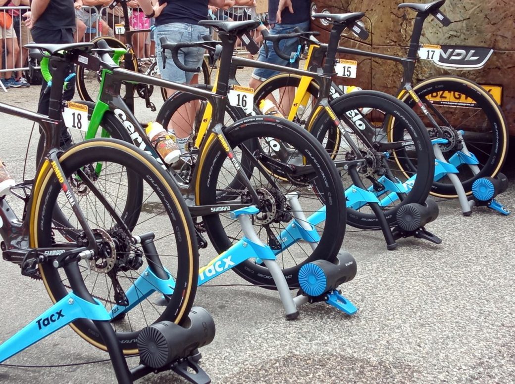 Qué neumáticos utilizan en el Tour de Francia y cómo elegir los adecuados para ti