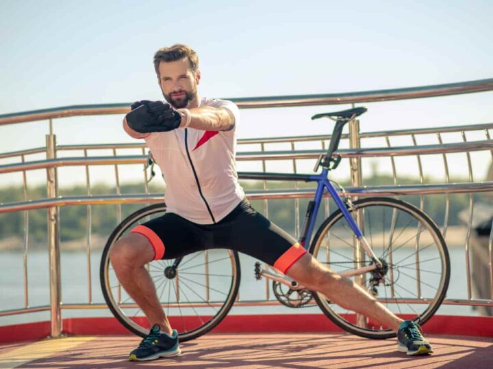recuperando las piernas tras un paseo en bicicleta