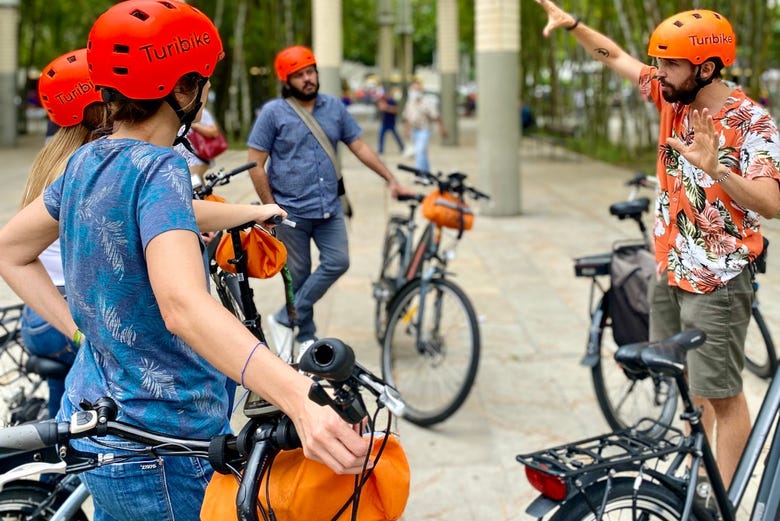 Tour gastronómico en bicicleta: disfruta de la combinación perfecta de ciclismo y deliciosos sabores